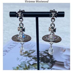 Vivienne Westwood ORB Chain Necklace Golden Saturn Pendant VW Jewelry Gift